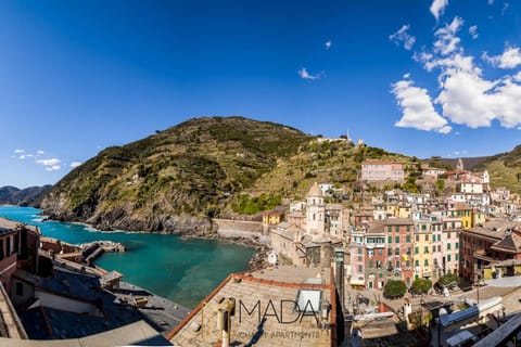 Summer, View (from property/room), Balcony/Terrace, Beach, City view, Landmark view, Mountain view, Sea view