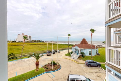 SeaScape Condos Apartment in Galveston Island