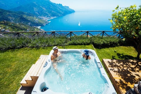 People, Natural landscape, Hot Tub, Sea view