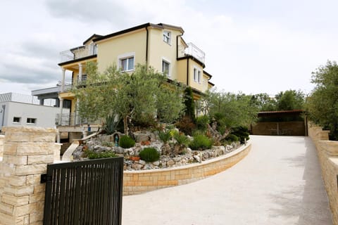 Tomic Apartments Apartment in Poreč