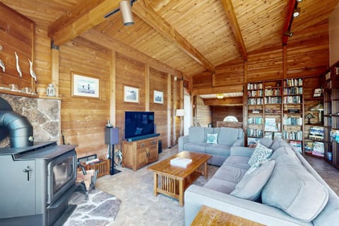 Shell Beach House in Sonoma County