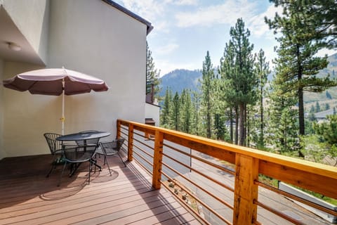 Squaw Valley Views Condo #15 Condominio in Palisades Tahoe (Olympic Valley)