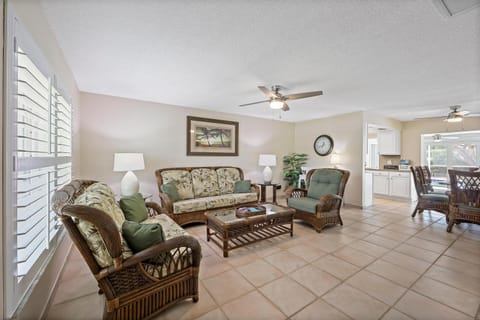 310 West Flamingo Circle House in Marco Island