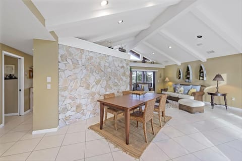 429 North Barfield Drive House in Marco Island