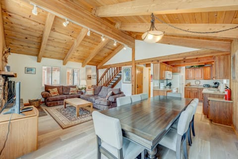Beaver Pond Northstar Luxury Chalet with Hot Tub Chalé in Northstar Drive