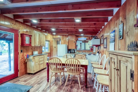 Awesome Payette Lake Cabin Casa in Valley County