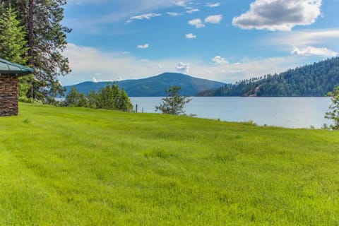 Mountain Lake Getaway (B101) Apartment in Kootenai County