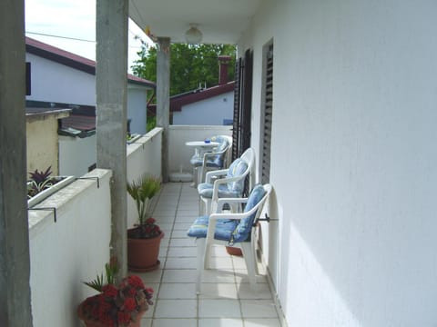 Day, View (from property/room), Balcony/Terrace, Seating area