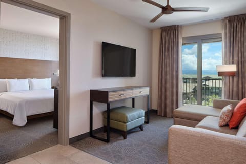 Embassy Suites By Hilton Oahu Kapolei - FREE Breakfast Hotel in Kapolei