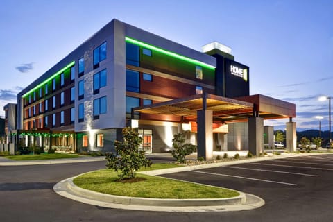 Home2 Suites By Hilton Pigeon Forge Hotel in Pigeon Forge