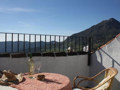 Spring, Off site, Day, People, Winter, Summer, Balcony/Terrace, Food and drinks, Decorative detail, Autumn, Mountain view, Sea view, Street view