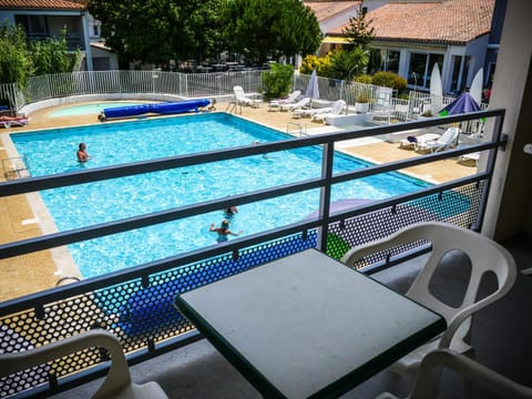 Balcony/Terrace, Pool view