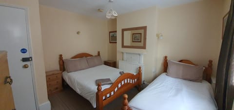 Chandos Premier Folkestone (Channel Tunnel) Hotel Bed and Breakfast in Folkestone