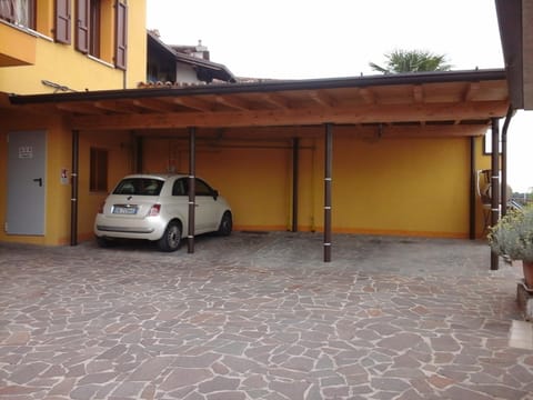 Inner courtyard view