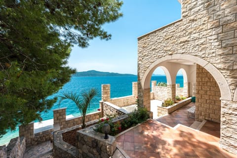 Patio, Sea view