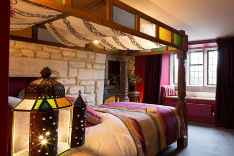St.Michaels Bistro Bed and Breakfast in Painswick