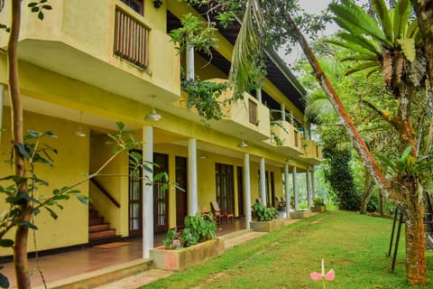 Blue Magpie Lodge Sinharaja Nature lodge in Southern Province