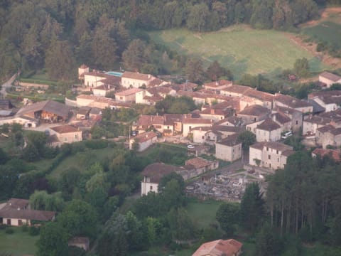 Ombre & Fraîcheur Apartment in Saint-Antonin-Noble-Val