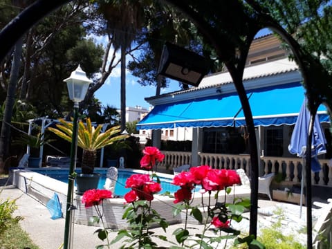 Villa Matias Pool and beach Moradia in Migjorn