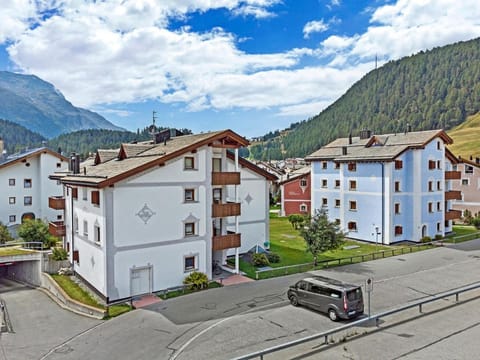 Abitaziun Grischalva 5 - Celerina Apartment in Saint Moritz