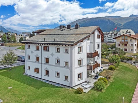 Abitaziun Grischalva 5 - Celerina Apartment in Saint Moritz