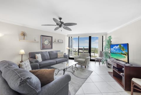 South Seas Tower 4-704 Maison in Marco Island