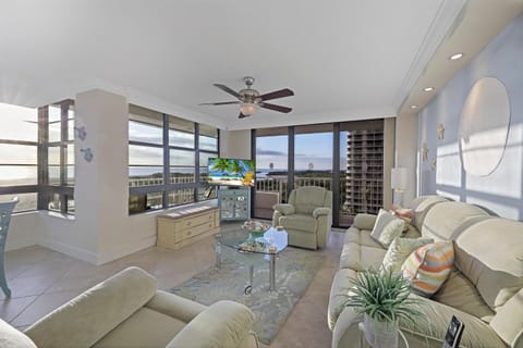 South Seas Tower 3-712 Maison in Marco Island