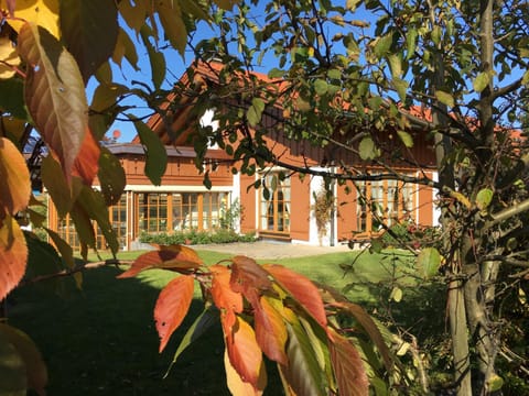 Facade/entrance, Garden