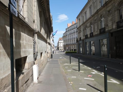 Chambre d'hôtes La grotte de Voltaire Bed and Breakfast in Nantes