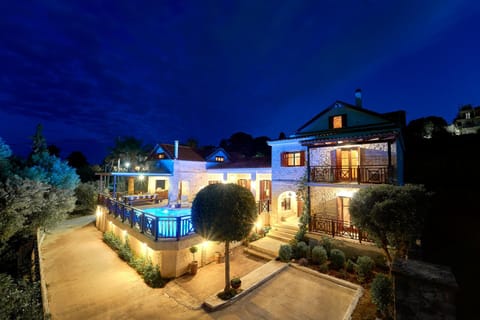 Lila's Luxury Villa Chalet in Zakynthos