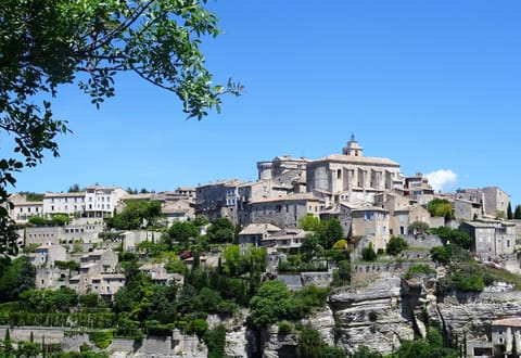 Les Jardins d'Eleusis Chambre d’hôte in Gordes