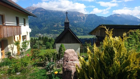 Natural landscape, Garden view, Mountain view