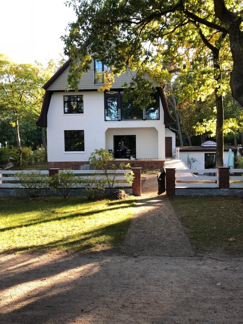 Strandvilla Waldhaus Apartment in Boltenhagen