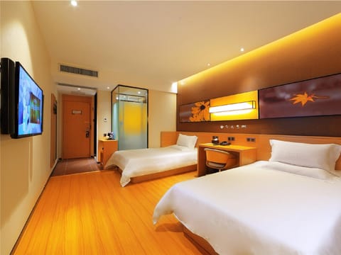 IU Hotel Suzhou Mudu Old Town Kaima Square Hotel in Suzhou