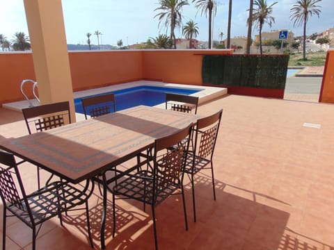 Patio, Restaurant/places to eat, BBQ facilities, Garden, Other, Swimming pool