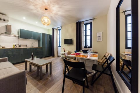 Chez Nous - 7 Appartements sur le Vieux Port Apartamento in Marseille