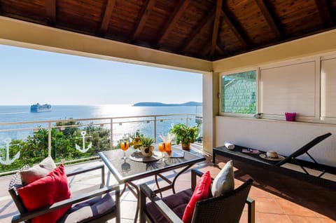 Indy's Beach Apartments Condo in Dubrovnik-Neretva County