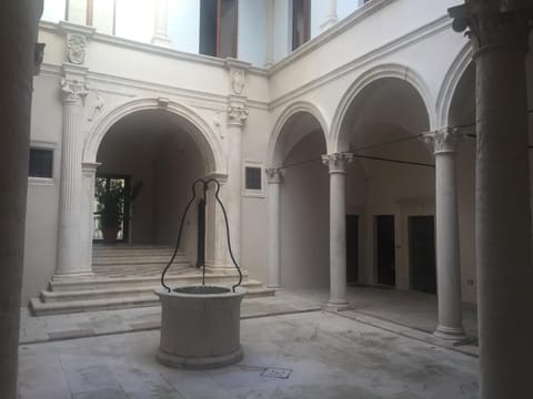 Inner courtyard view