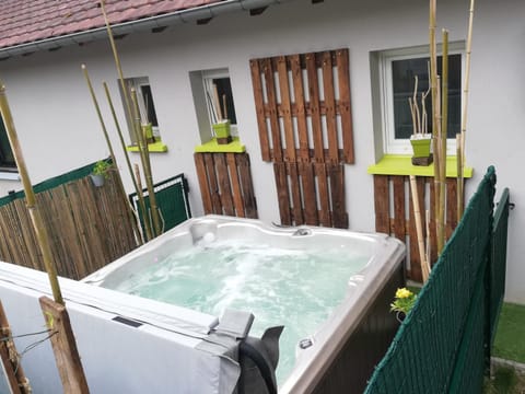 Un Spa au Canyon Apartamento in Saarland, 66, Germany