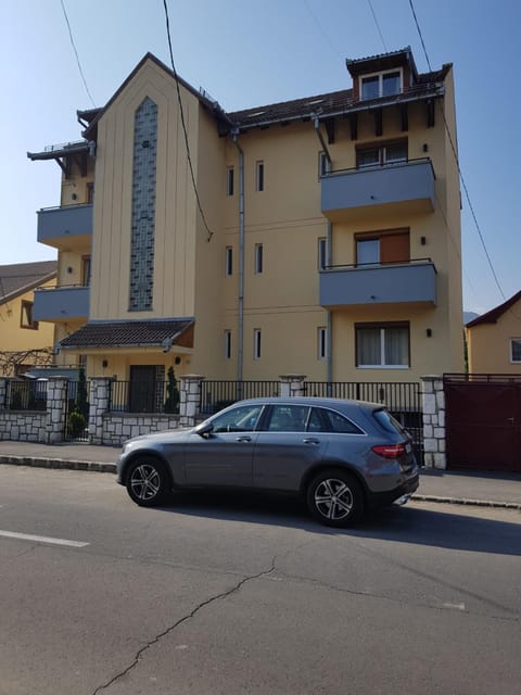 Kiem Premium Apartments Condominio in Brasov