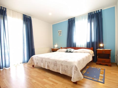 Apartments Dragica 1251 Bed and Breakfast in Fažana