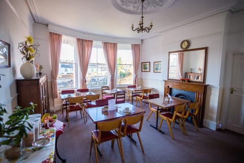 Bridge Guest House Bed and Breakfast in Tiverton
