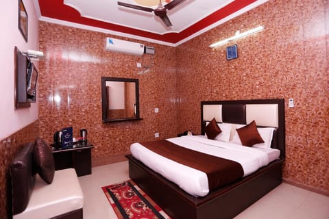 Mehfil Hotel Hotel in Uttarakhand