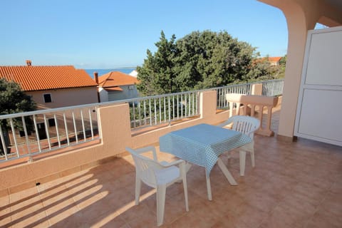 Balcony/Terrace, children, Family
