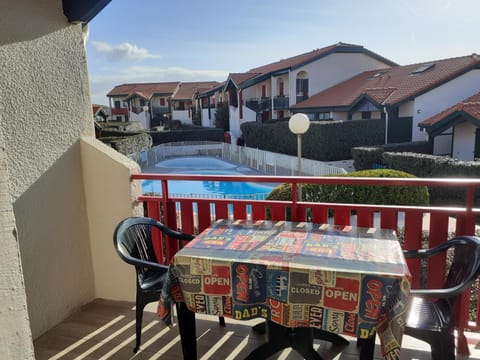 Balcony/Terrace, Garden view, Pool view