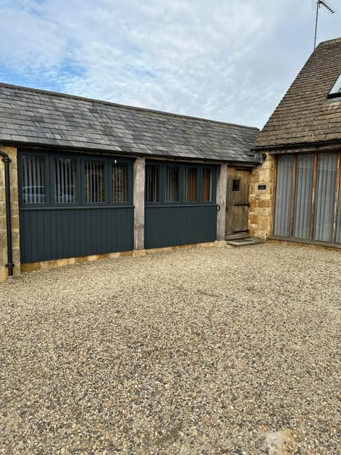 The Warren - Ash Farm Cotswolds House in West Oxfordshire District