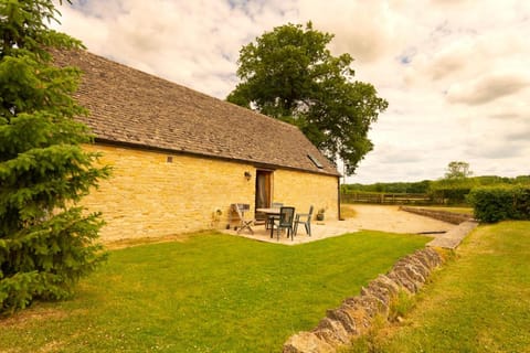 Patio, BBQ facilities, Garden, Garden, Seating area, Garden view