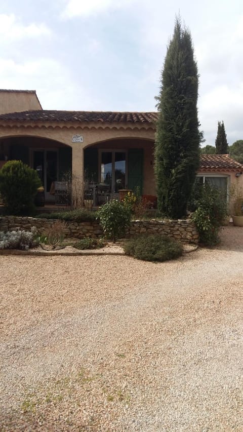 Facade/entrance, Garden view