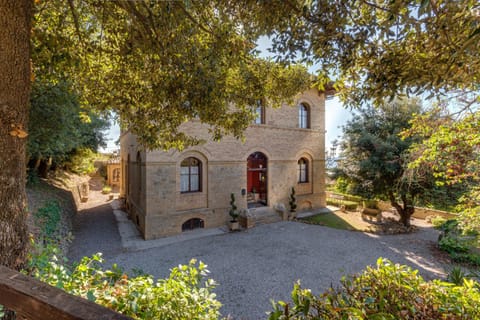 Appartamenti Villa Mascagni Condo in Volterra