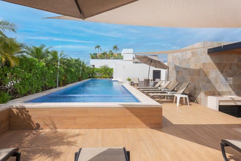 Opal Suites Apartments Hotel in Playa del Carmen